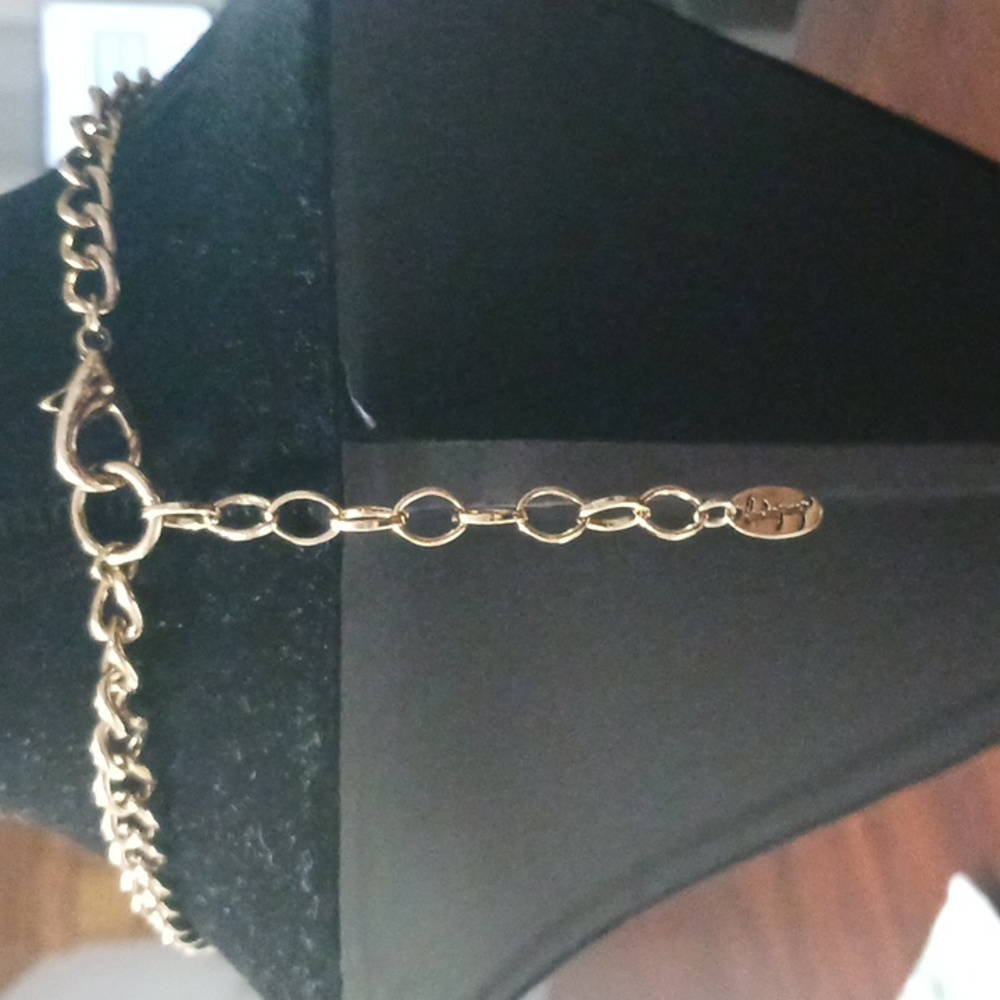 Necklace - Picture 4 of 4